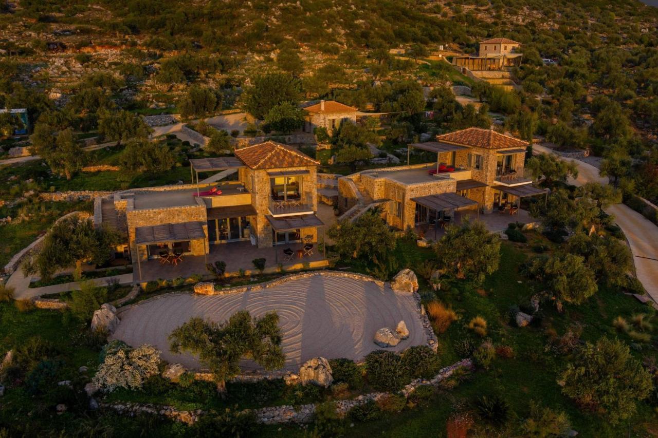 Zen Rocks Resort Kalianeika Exterior foto