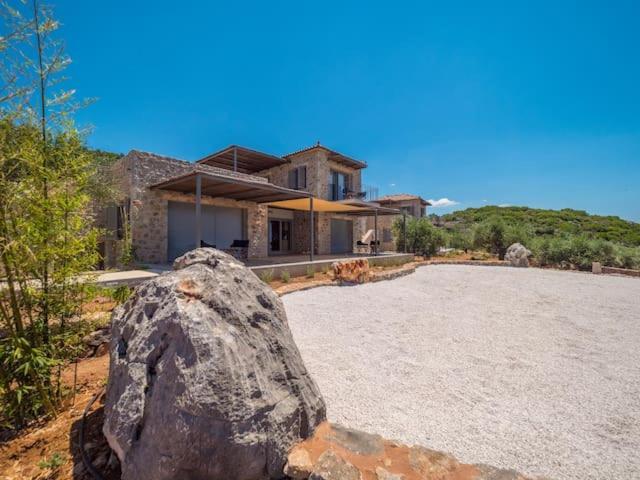 Zen Rocks Resort Kalianeika Exterior foto